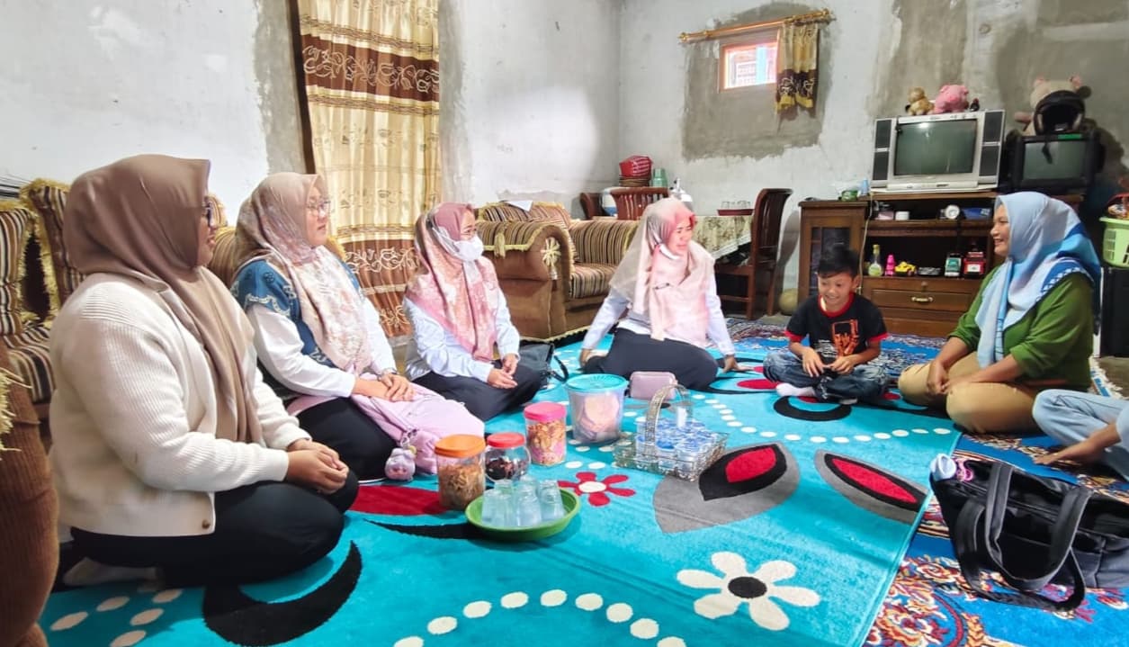 Kunjungan Penuh Empati: Kapus Rancakalong untuk Bilal