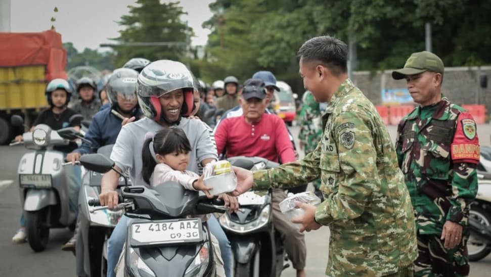 Ramadhan dan Indahnya Berbagi Takjil: Rezeki yang Mengalirkan Keberkahan