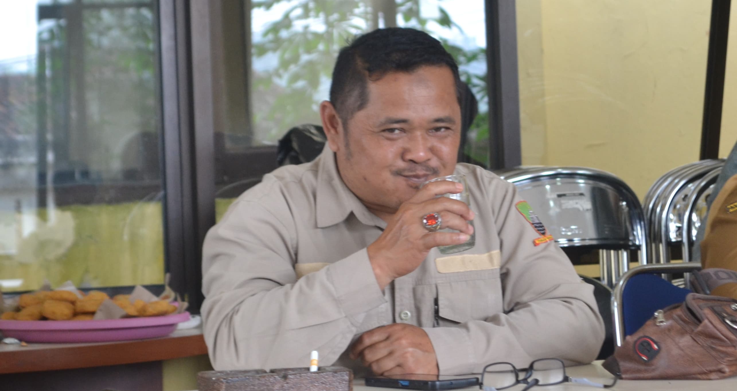 Kopi Hideung jeung Anggaran Kapangkas  Curhat Leuleus dina Rapat Minggon Kecamatan Rancakalong