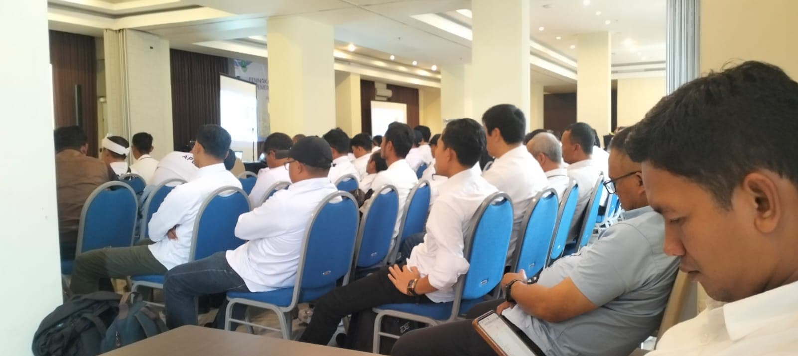 Tujuh Desa di Kecamatan Rancakalong Ikuti Bimtek Peningkatan Kapasitas Aparatur Desa 2026
