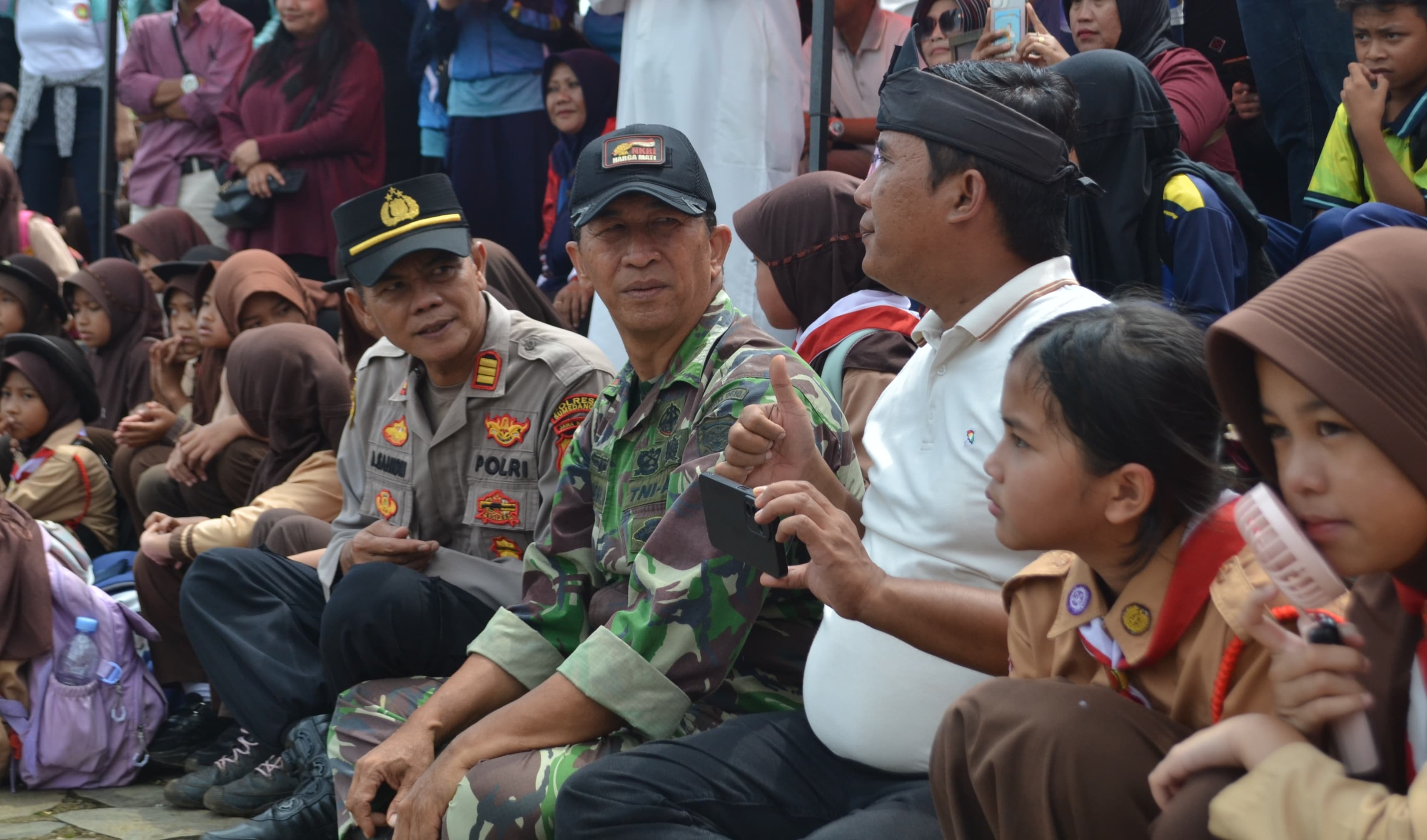 Tiga Pilar, Satu Irama  Kekompakan Camat, Kapolsek, dan Danramil Rancakalong dalam Ekosistem Budaya Kasumedangan