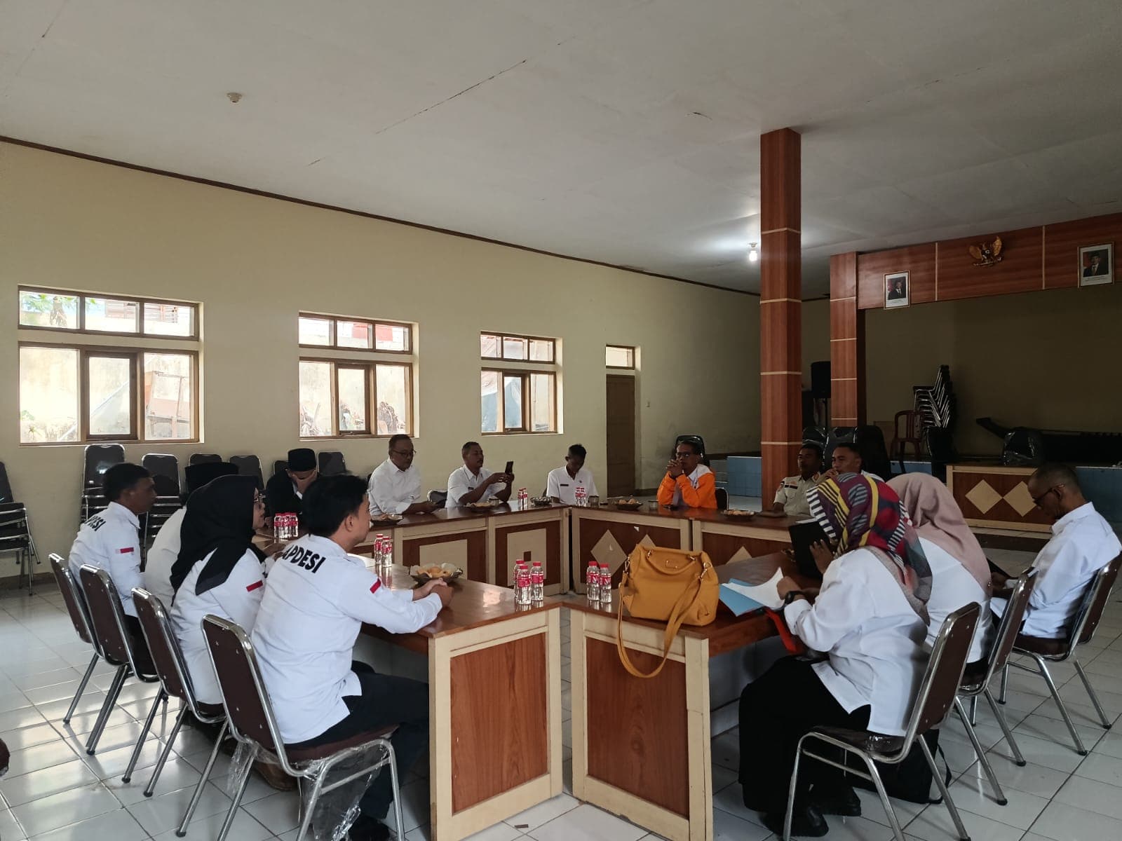 Tim Kecamatan Rancakalong Laksanakan Monev Semester I APBDes 2026 di Desa Sukasirna dan Desa Pasirbiru 