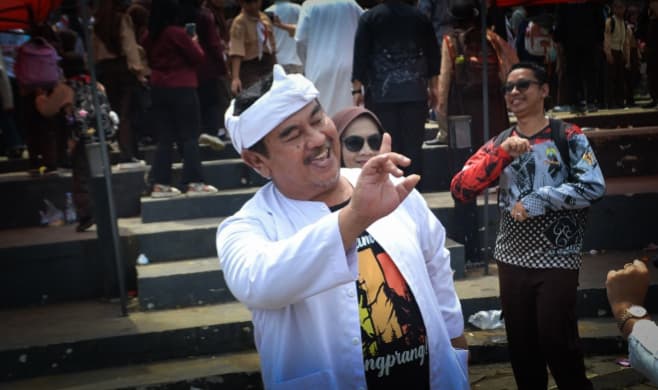 Kapuasan Batin Ti Lembur Sorangan  Nalika Budaya Rancakalong Ngarancik Di Panggung Geotheater