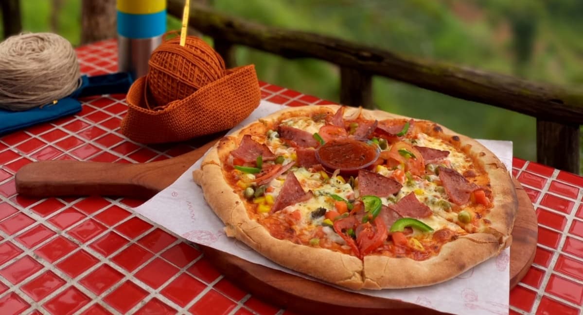 🍕🔥 PROMO HARI INI! PIZZA ALA AMBU – SMOKED BEEF 🔥🍕